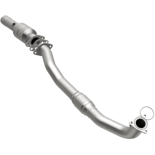 MagnaFlow 2002 Chevrolet Silverado 2500 HD 8.1L | 2002 GMC Sierra 2500 HD 8.1L California Grade CARB Compliant Direct-Fit Catalytic Converter 447282