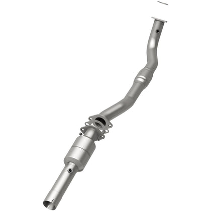 MagnaFlow 2002 Chevrolet Silverado 2500 HD 8.1L | 2002 GMC Sierra 2500 HD 8.1L California Grade CARB Compliant Direct-Fit Catalytic Converter 447282
