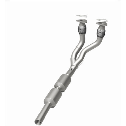 MagnaFlow 2002-2004 Volkswagen Jetta 2.8L | 2002-2005 Volkswagen Golf 2.8L California Grade CARB Compliant Direct-Fit Catalytic Converter 4481289
