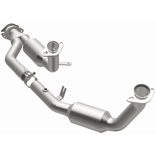 MagnaFlow 1997-1999 Ford Taurus 3.0L | 1996-1999 Mercury Sable 3.0L California Grade CARB Compliant Direct-Fit Catalytic Converter 4481534