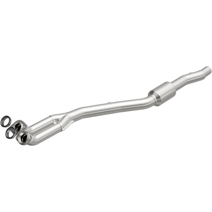 MagnaFlow 1997-1998 BMW 540i 4.4L | 1996-1998 BMW 740iL 4.4L California Grade CARB Compliant Direct-Fit Catalytic Converter 4481683