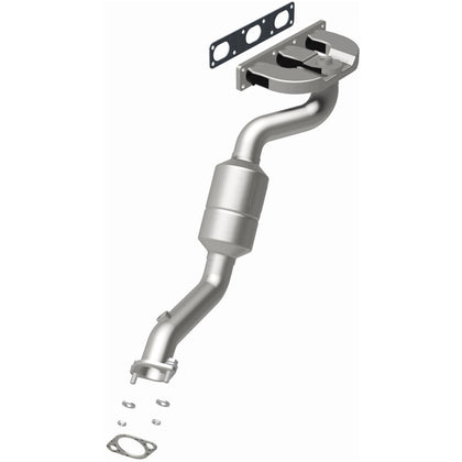 MagnaFlow 2004-2005 BMW 525i 2.5L | 2004-2005 BMW 530i 3.0L California Grade CARB Compliant Direct-Fit Manifold Catalytic Converter 452298