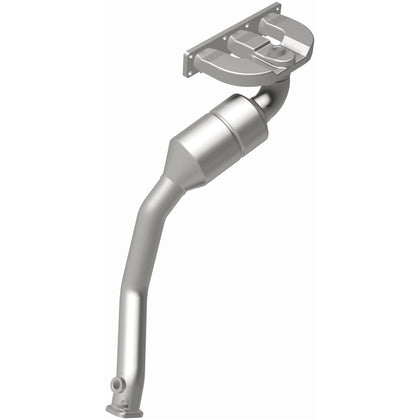 MagnaFlow 2001-2003 BMW 525i 2.5L / 2001-2003 BMW 530i 3.0L California Grade CARB Compliant Direct-Fit Manifold Catalytic Converter 452430