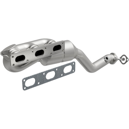MagnaFlow 1999-2000 BMW 528i 2.8L California Grade CARB Compliant Direct-Fit Manifold Catalytic Converter 452465