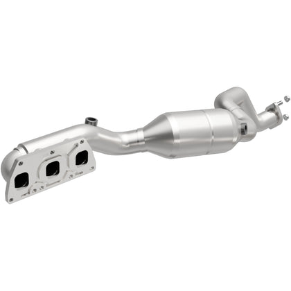 MagnaFlow 2005-2006 Audi A8 Quattro 6.0L California Grade CARB Compliant Direct-Fit Manifold Catalytic Converter 452798