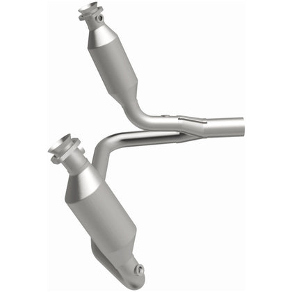 MagnaFlow 2004 Dodge Dakota 4.7L / 2004 Dodge Dakota 3.7L California Grade CARB Compliant Direct-Fit Catalytic Converter 4551027