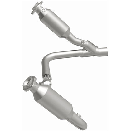 MagnaFlow 2005-2006 Dodge Durango 4.7L California Grade CARB Compliant Direct-Fit Catalytic Converter 4551832