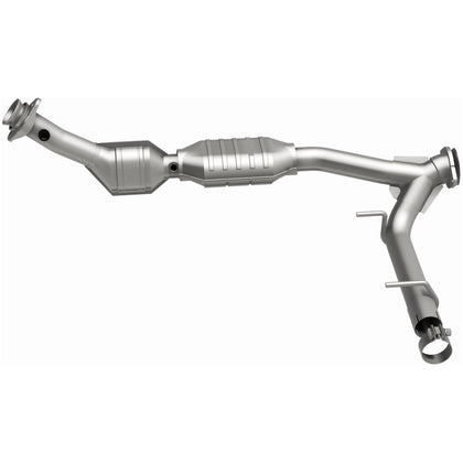 MagnaFlow 2003-2004 Lincoln Navigator 5.4L California Grade CARB Compliant Direct-Fit Catalytic Converter 458029