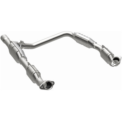 MagnaFlow 2005-2006 Ford E-350 Super Duty 5.4L | 2005 Ford E-250 5.4L California Grade CARB Compliant Direct-Fit Catalytic Converter 458041