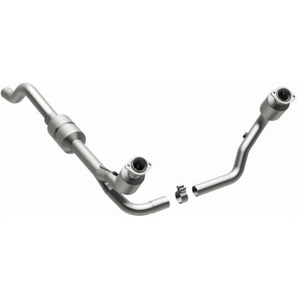 MagnaFlow 2000-2003 Dodge Durango 4.7L California Grade CARB Compliant Direct-Fit Catalytic Converter 458047
