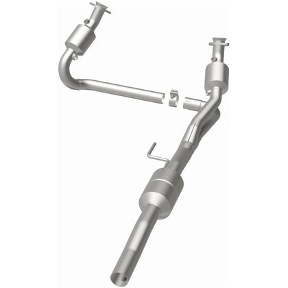 MagnaFlow 2002-2003 Dodge Durango 5.9L California Grade CARB Compliant Direct-Fit Catalytic Converter 458048