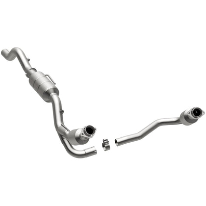 MagnaFlow 2002-2003 Dodge Durango 5.9L California Grade CARB Compliant Direct-Fit Catalytic Converter 458050