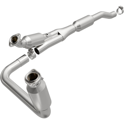 MagnaFlow 2002 Dodge Ram 1500 5.9L California Grade CARB Compliant Direct-Fit Catalytic Converter 4583018