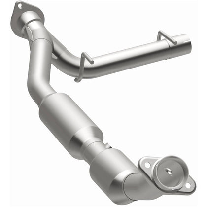 MagnaFlow 2003-2004 Lincoln Navigator 5.4L California Grade CARB Compliant Direct-Fit Catalytic Converter 4583029