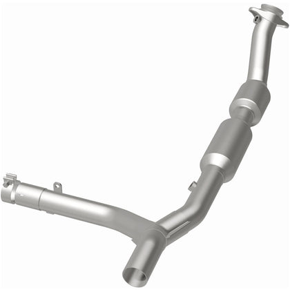 MagnaFlow 2002-2003 Ford F-150 5.4L California Grade CARB Compliant Direct-Fit Catalytic Converter 4583033