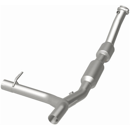MagnaFlow 2002-2003 Ford F-150 5.4L California Grade CARB Compliant Direct-Fit Catalytic Converter 4583412
