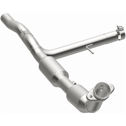 MagnaFlow 2004 Ford F-150 5.4L California Grade CARB Compliant Direct-Fit Catalytic Converter 4583744