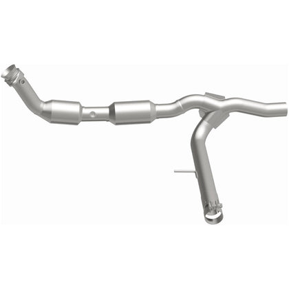 MagnaFlow 2004 Ford F-150 5.4L California Grade CARB Compliant Direct-Fit Catalytic Converter 4583744