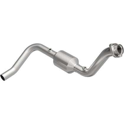 MagnaFlow 2004-2006 Dodge Durango 5.7L California Grade CARB Compliant Direct-Fit Catalytic Converter 4651497
