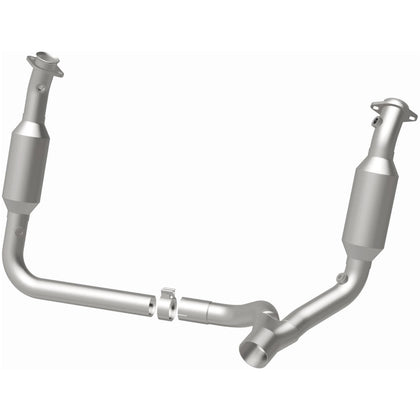 MagnaFlow 2006 Dodge Ram 1500 5.7L California Grade CARB Compliant Direct-Fit Catalytic Converter 4651711