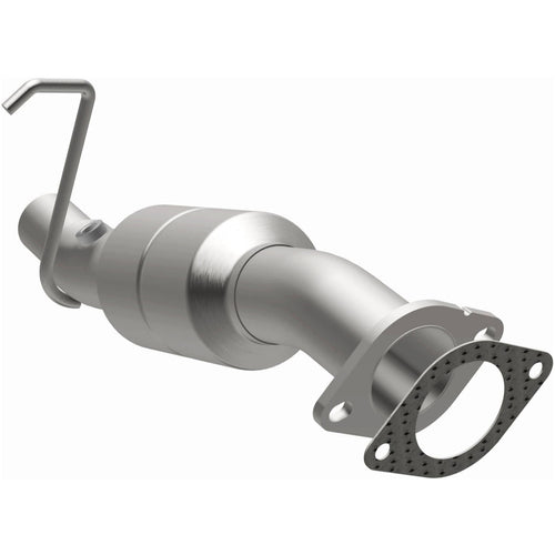 MagnaFlow OEM Grade Federal / EPA Compliant Direct-Fit Catalytic Converter 49006