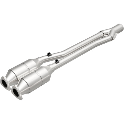 MagnaFlow 2004-2006 Audi TT Quattro 3.2L | 2004 Volkswagen R32 3.2L OEM Grade Federal / EPA Compliant Direct-Fit Catalytic Converter 49013