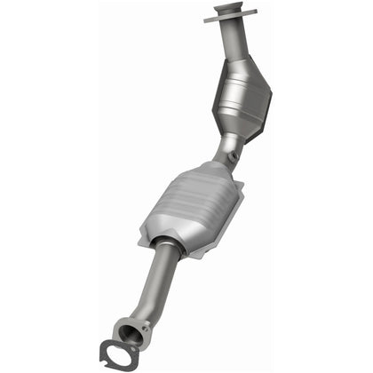 MagnaFlow OEM Grade Federal / EPA Compliant Direct-Fit Catalytic Converter 49057