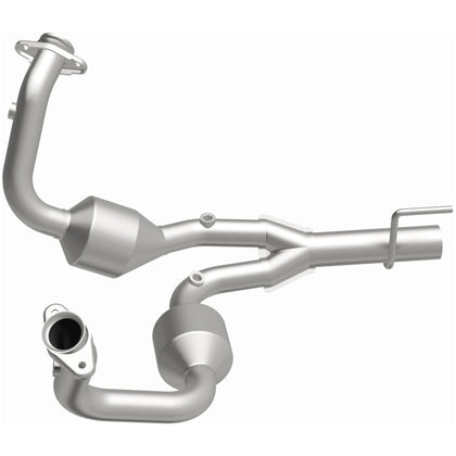 MagnaFlow 2002-2004 Jeep Grand Cherokee 4.7L OEM Grade Federal / EPA Compliant Direct-Fit Catalytic Converter 49070