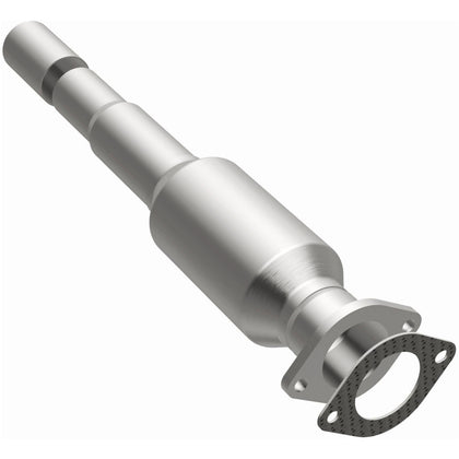 MagnaFlow OEM Grade Federal / EPA Compliant Direct-Fit Catalytic Converter 49145