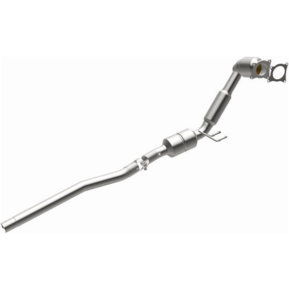 MagnaFlow OEM Grade Federal / EPA Compliant Direct-Fit Catalytic Converter 49165