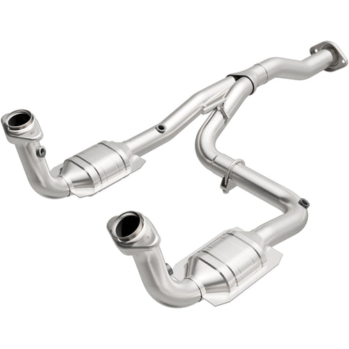 MagnaFlow 2005-2007 Jeep Liberty 3.7L OEM Grade Federal / EPA Compliant Direct-Fit Catalytic Converter 49186