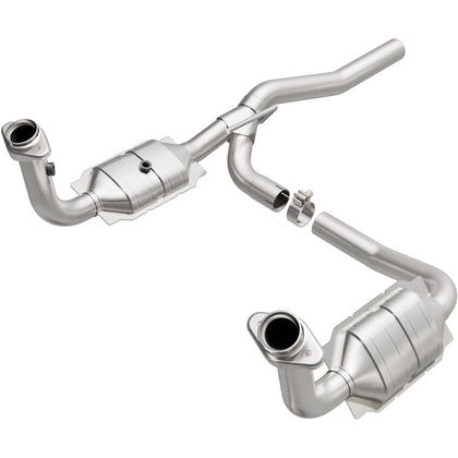 MagnaFlow 2007-2008 Dodge Nitro 3.7L | 2008 Jeep Liberty 3.7L OEM Grade Federal / EPA Compliant Direct-Fit Catalytic Converter 49187
