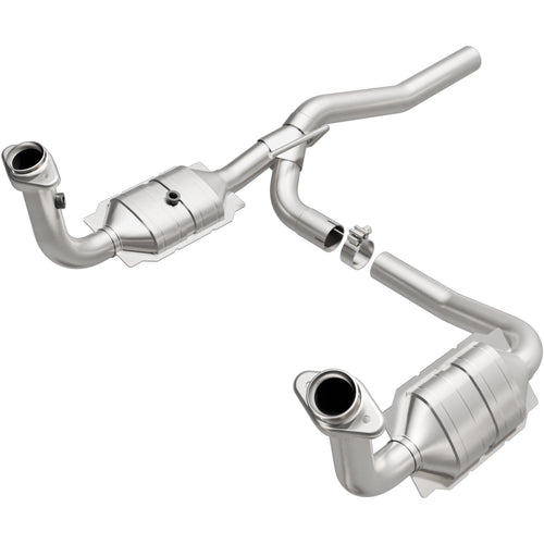 MagnaFlow 2007-2008 Dodge Nitro 3.7L / 2008 Jeep Liberty 3.7L OEM Grade Federal / EPA Compliant Direct-Fit Catalytic Converter 49187
