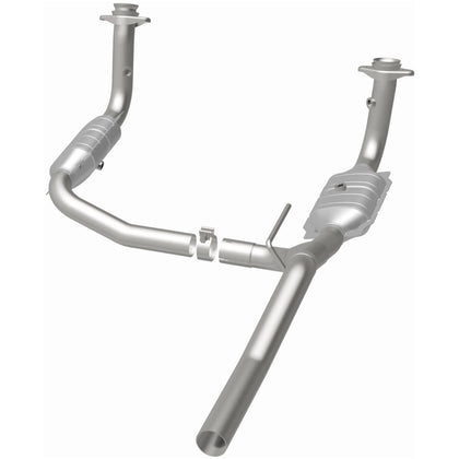 MagnaFlow 2007-2008 Dodge Nitro 3.7L | 2008 Jeep Liberty 3.7L OEM Grade Federal / EPA Compliant Direct-Fit Catalytic Converter 49187