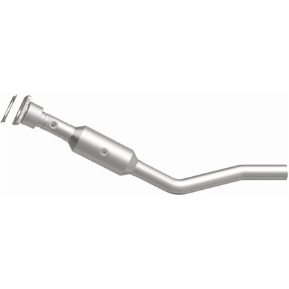 MagnaFlow OEM Grade Federal / EPA Compliant Direct-Fit Catalytic Converter 49192