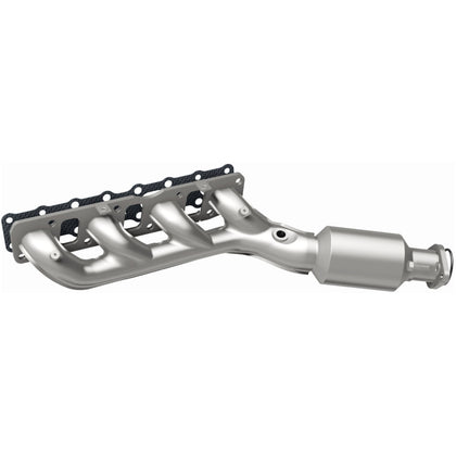 MagnaFlow OEM Grade Federal / EPA Compliant Direct-Fit Manifold Catalytic Converter 49356