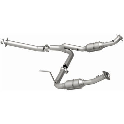 MagnaFlow 2004-2005 Ford Explorer 4.0L | 2004-2005 Mercury Mountaineer 4.0L OEM Grade Federal / EPA Compliant Direct-Fit Catalytic Converter 49406