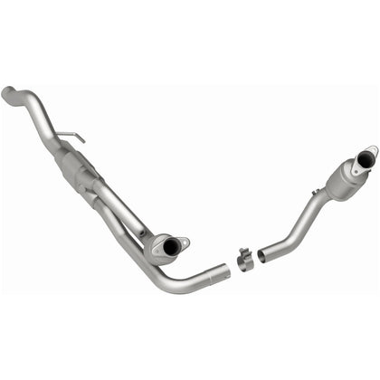 MagnaFlow 2000-2003 Dodge Dakota 4.7L OEM Grade Federal / EPA Compliant Direct-Fit Catalytic Converter 49449