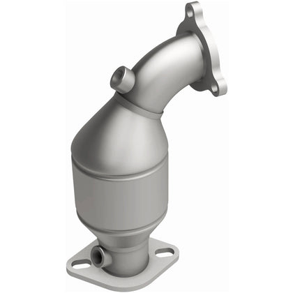 MagnaFlow OEM Grade Federal / EPA Compliant Direct-Fit Catalytic Converter 49452