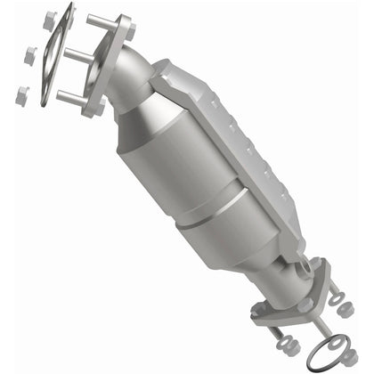 MagnaFlow 1999-2003 Nissan Frontier 3.3L | 2000-2004 Nissan Xterra 3.3L OEM Grade Federal / EPA Compliant Direct-Fit Catalytic Converter 49477