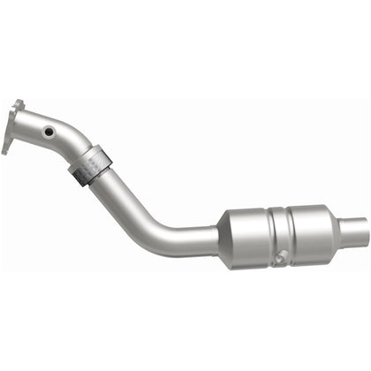 MagnaFlow 2004-2006 Chrysler Pacifica 3.5L OEM Grade Federal / EPA Compliant Direct-Fit Catalytic Converter 49526