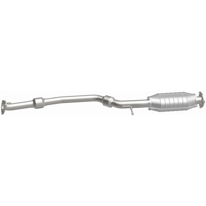 MagnaFlow 1999-2002 Daewoo Lanos 1.6L OEM Grade Federal / EPA Compliant Direct-Fit Catalytic Converter 49547