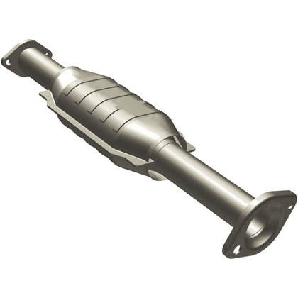 MagnaFlow 2001-2003 Mitsubishi Montero Sport 3.5L / 2002-2003 Mitsubishi Montero Sport 3.0L OEM Grade Federal / EPA Compliant Direct-Fit Catalytic Converter 49570