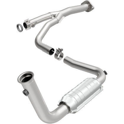 MagnaFlow 2004 Jeep Liberty 3.7L OEM Grade Federal / EPA Compliant Direct-Fit Catalytic Converter 49582