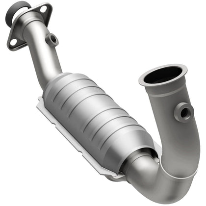 MagnaFlow 2004 Jeep Liberty 3.7L OEM Grade Federal / EPA Compliant Direct-Fit Catalytic Converter 49583