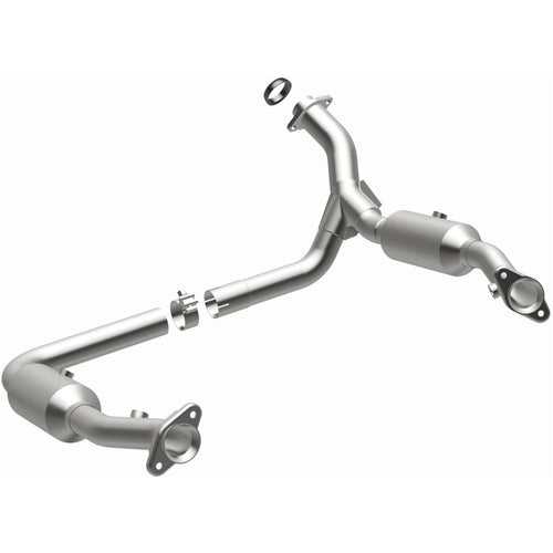 MagnaFlow OEM Grade Federal / EPA Compliant Direct-Fit Catalytic Converter 49598