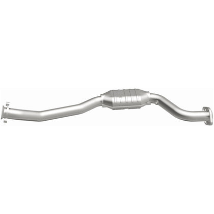 MagnaFlow OEM Grade Federal / EPA Compliant Direct-Fit Catalytic Converter 49611