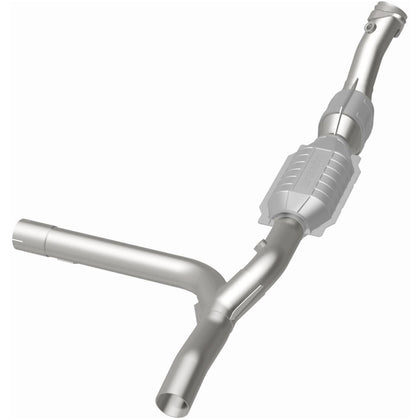 MagnaFlow 2004 Ford F-150 Heritage 5.4L | 2001-2003 Ford F-150 5.4L OEM Grade Federal / EPA Compliant Direct-Fit Catalytic Converter 49622