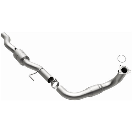 MagnaFlow OEM Grade Federal / EPA Compliant Direct-Fit Catalytic Converter 49636