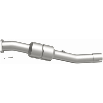 MagnaFlow OEM Grade Federal / EPA Compliant Direct-Fit Catalytic Converter 49642